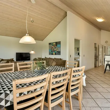 Casa de Férias Kyllikki - 300m To The Fjord By Interhome